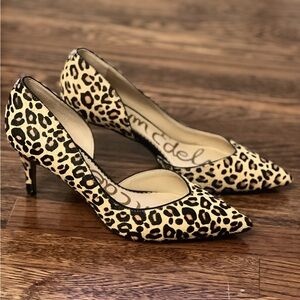 Sam Edelman Leopard print pump